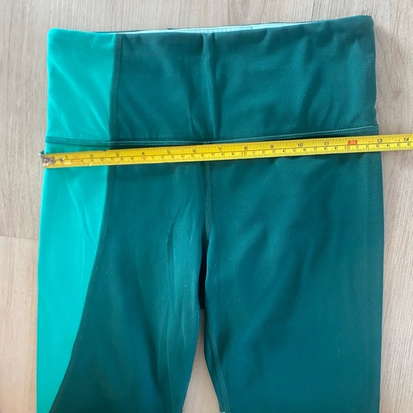 Athleta Elation Asym 7/8” Colorblock Leggings - Picture 7 of 10